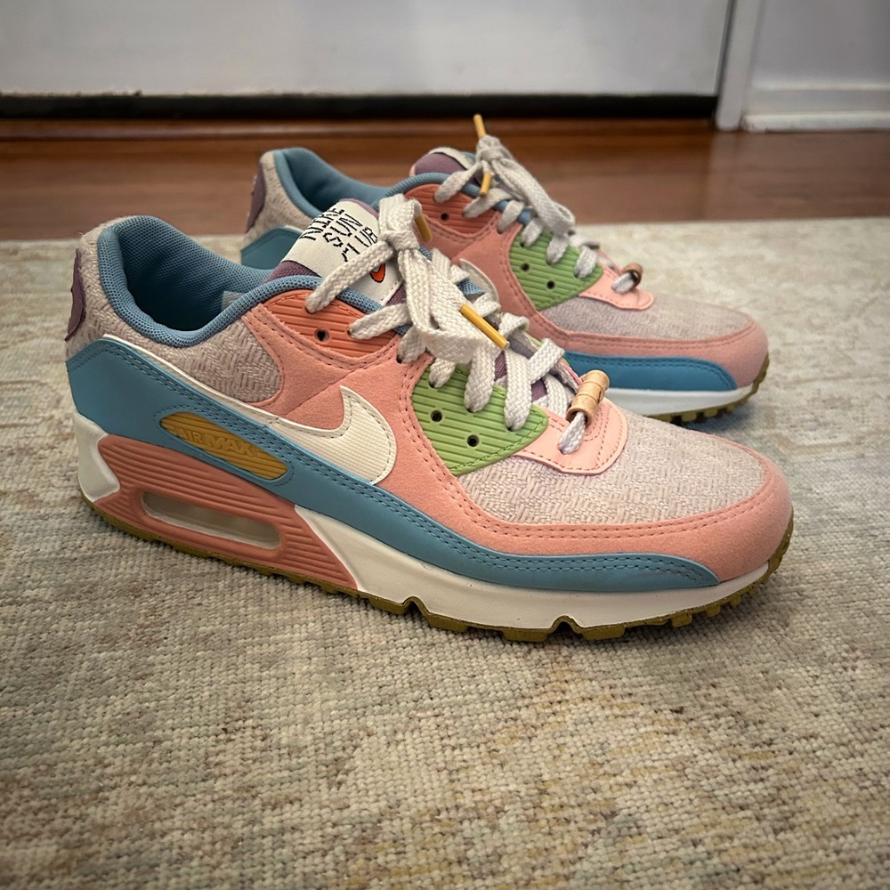 Nike Sun Club Sneakers